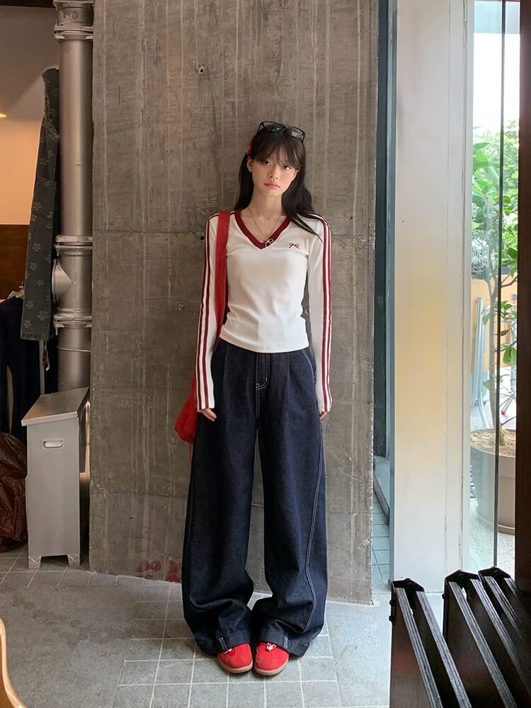 スタイリッシュなストライプ切替長袖Tシャツ
