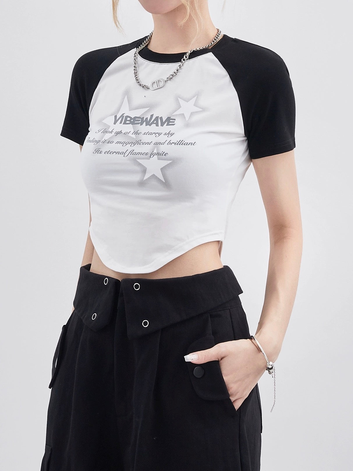 2023夏アメリカントレンドアルファベットプリントゆったり半袖Tシャツ/夏韓国風トレンドコーディネート自在スリムショートタイプ上着/2023夏新作デザイン感覚アメリカンストリートワークパンツゆったりストレートカジュアルロングパンツ番号ZT248