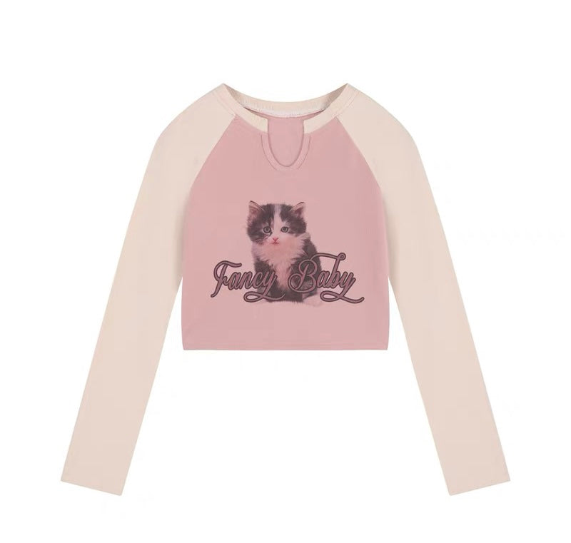 甘プリーツショートタイプ長袖Tシャツ婦人服夏2023新作異色デザインハート型スリムチュニック フランス式ユニークな椿花キャミソール女性用夏スーツインナー美背チューブトップインナー番号ZT469